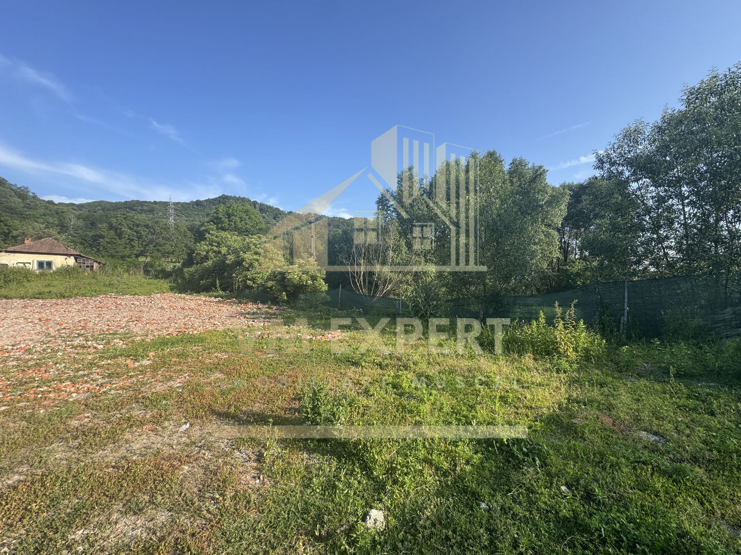 TEREN INTRAVILAN 3296 MP CAMPULUNG ARGEȘ - Poză 13