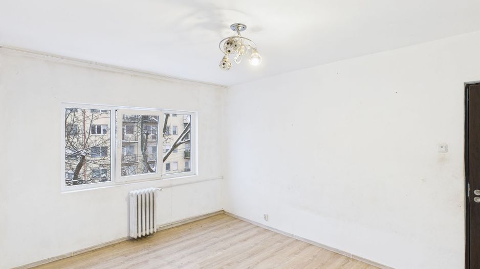 APARTAMENT 3 CAMERE DE VÂNZARE – VELENȚA, CFR - Poză 3