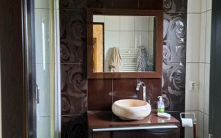 Casa  cu  vedere Panoramică în Făget, Peisaj de Vis și Confort Complet! - Poză 9