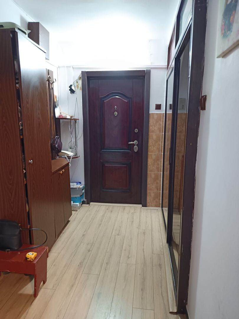 Soarelui | 3 Camere | Centrala proprie | Boxa | Mobilat si Utilat - Poză 4