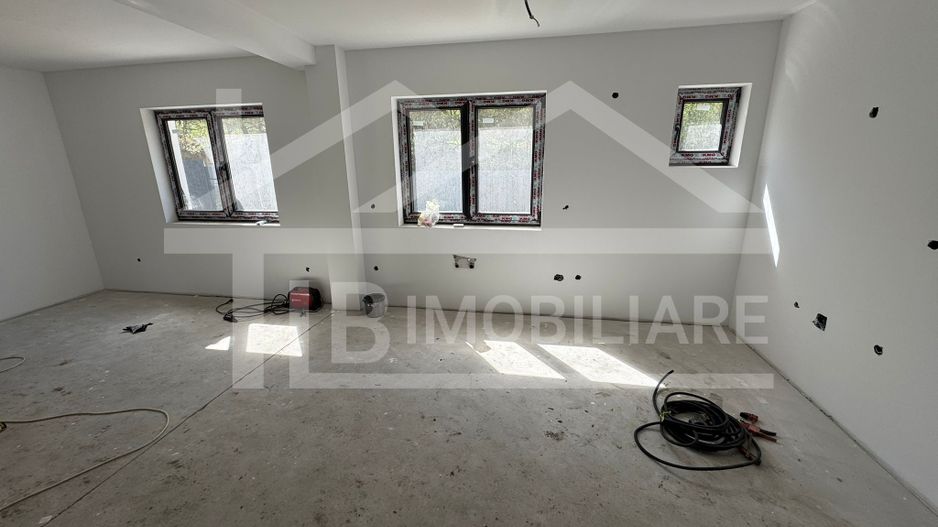 Casa cu 5 camere, 128mp, Zona Corunca - Poză 4