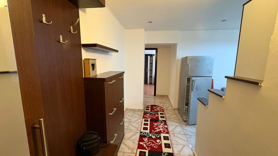 Apartament cu 2 camere de închiriat zona Lenin - Poză 3