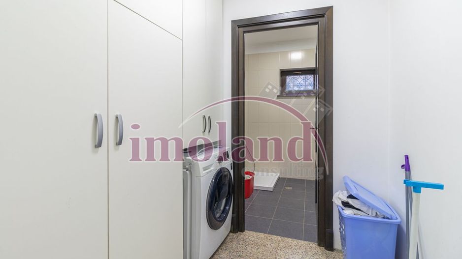 Vila cu piscina si garaj - 6 dormitoare - Pantelimon - Poză 39