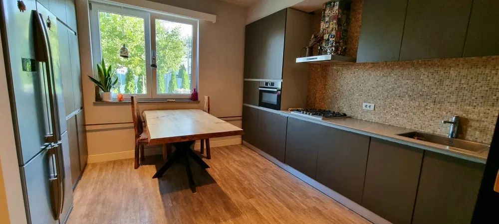 Casa, Lacul Brates - Poză 6