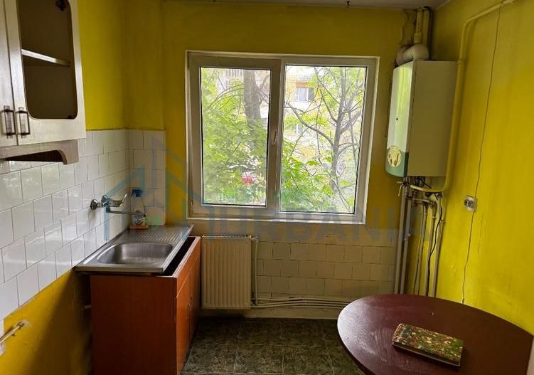 Podu Roș – Apartament 3 camere semidecomandat, Iași - Poză 6