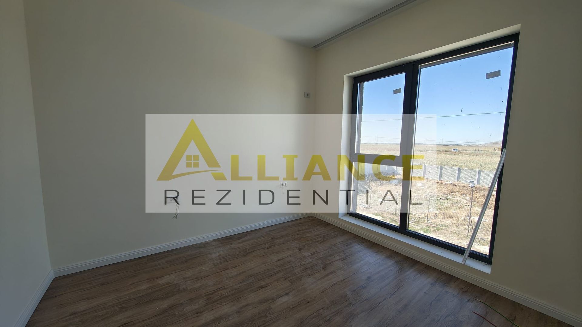 Vila individuala in zona Miorita | 4 camere | Teren 300 mp - Poză 7