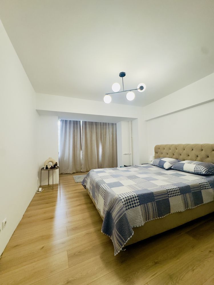 Vanzare Apartament 2 Camere pe Bulevardul Unirii - Vedere Sud - Poză 6
