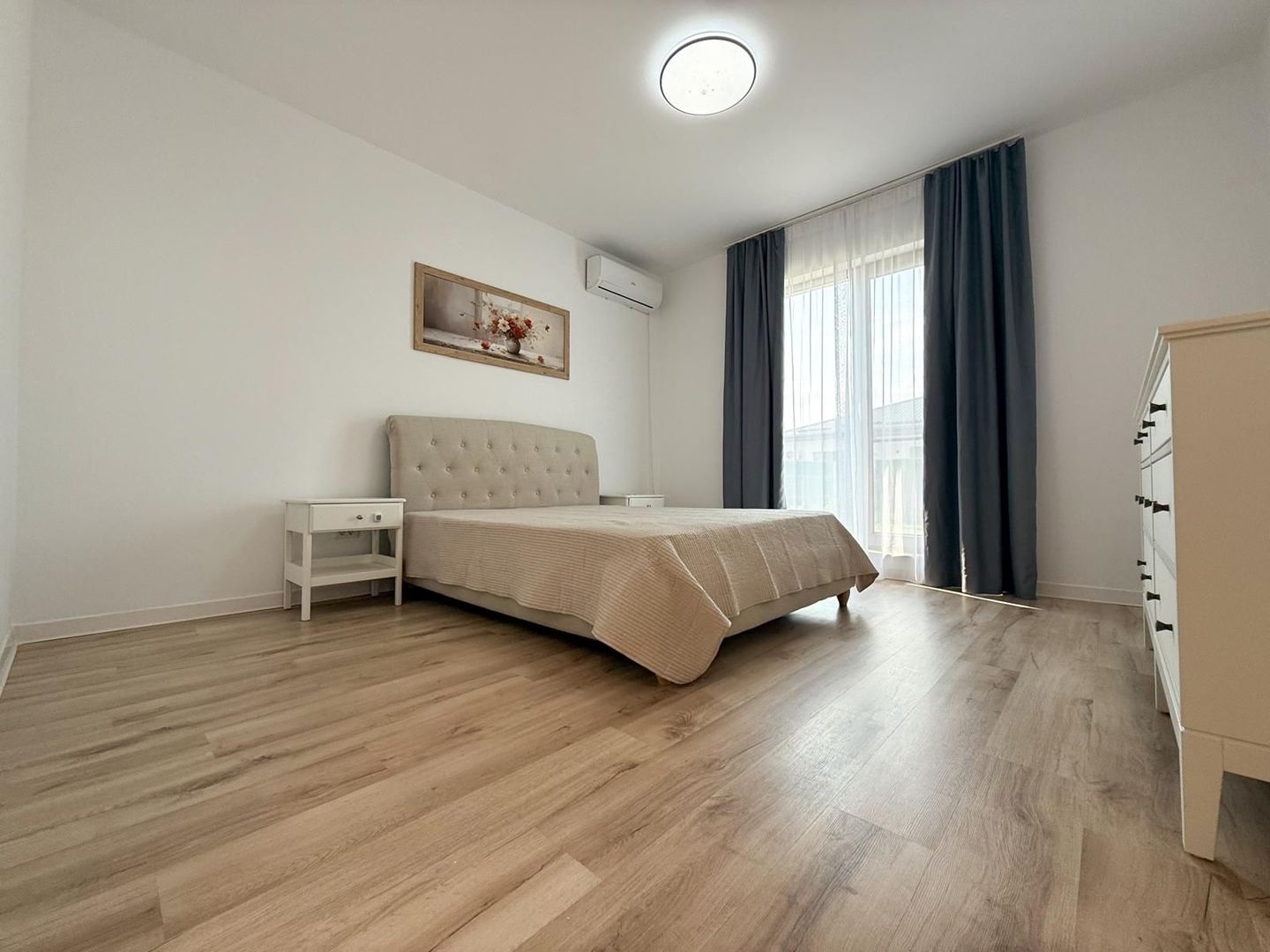 Nature&Comfort**4 Room Villa Corbeanca**Commission 0% - Poză 17