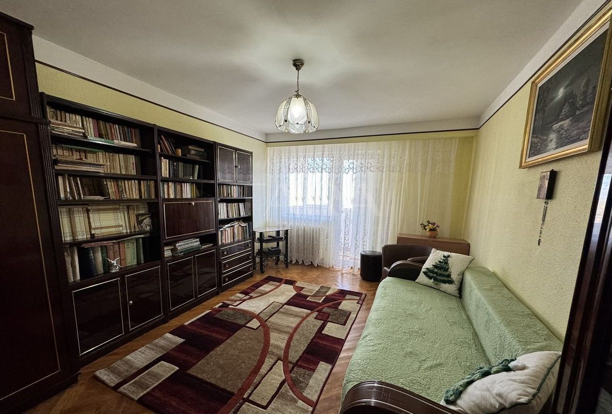 Apartament 3 camere decomandate, 72 mp, boxă, etaj 3/10, Cluj-Napoca - Poză 2