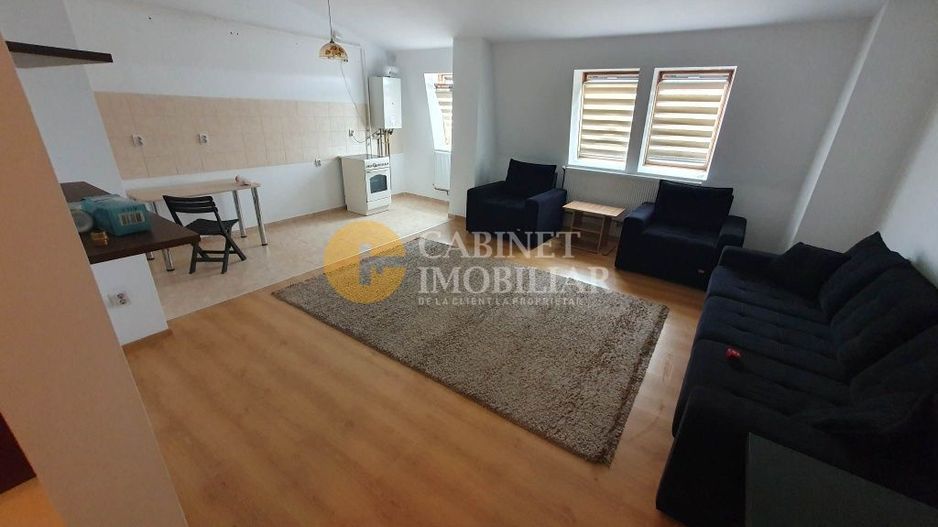 Cug Etaj 3 cu Pod Apartament cu 1 camera 45 mp - Poză 1