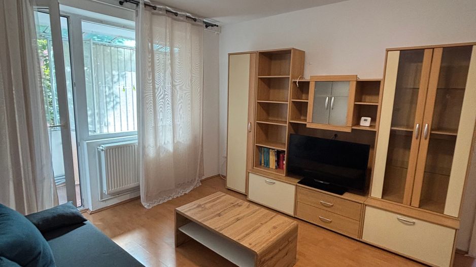 Apartament 3 camere zona Medicina - Poză 11