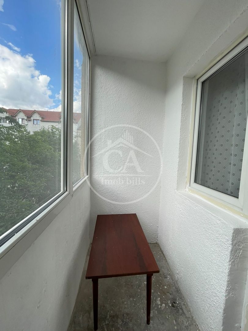 Apartament de vânzare cu 2 camere în zona Rogerius, Oradea - Poză 11