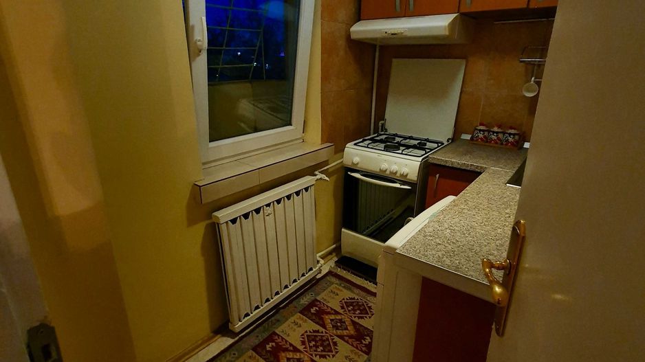 Garsoniera de inchiriat Craiova cartier Rovine - Poză 4