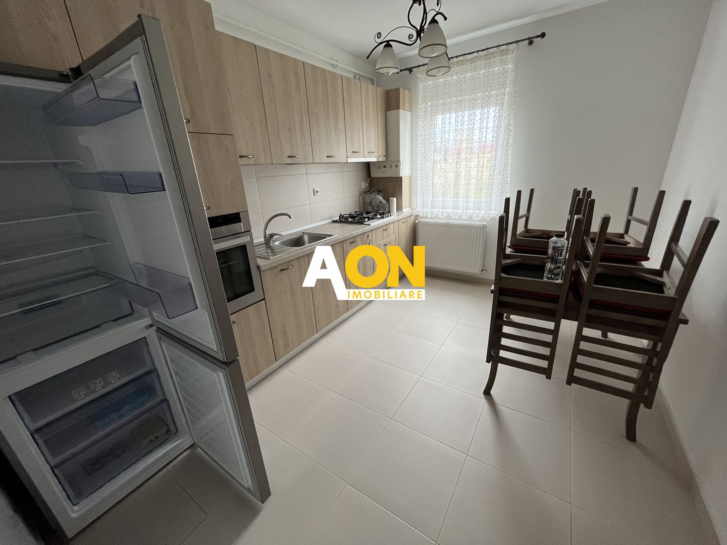 Apartament cu 3 camere de inchiriat, etaj 1, loc de parcare, balcon - Poză 6