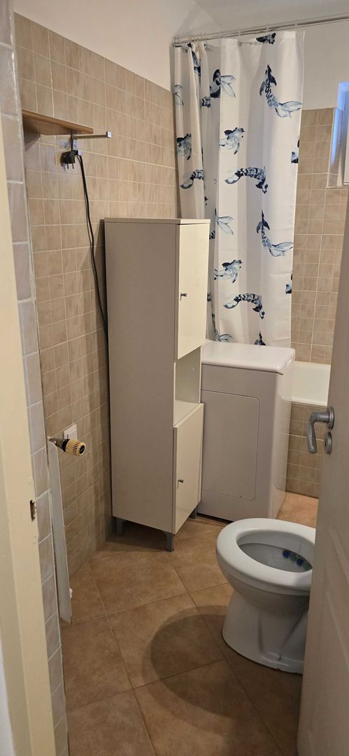 Închiriere Garsonieră Titan, 1 min metrou, 38 mp, bloc reabilitat - Poză 2