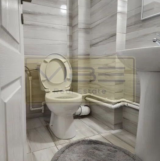 Gara- Autogara Codreanu-3 camere 85mp- Renovat complet ! - Poză 3