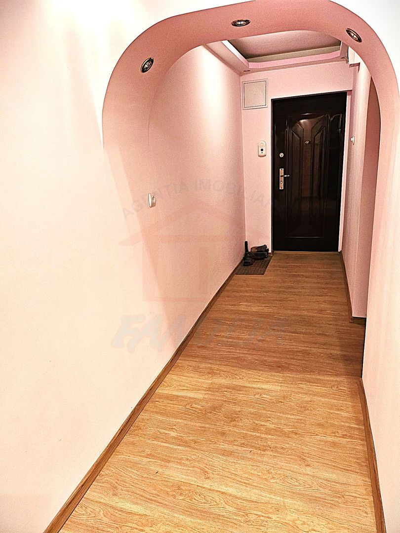 56.ooo Euro negociabil, 55 mp, 2 camere, etaj 4 din 5, liber, zona I.R - Poză 5