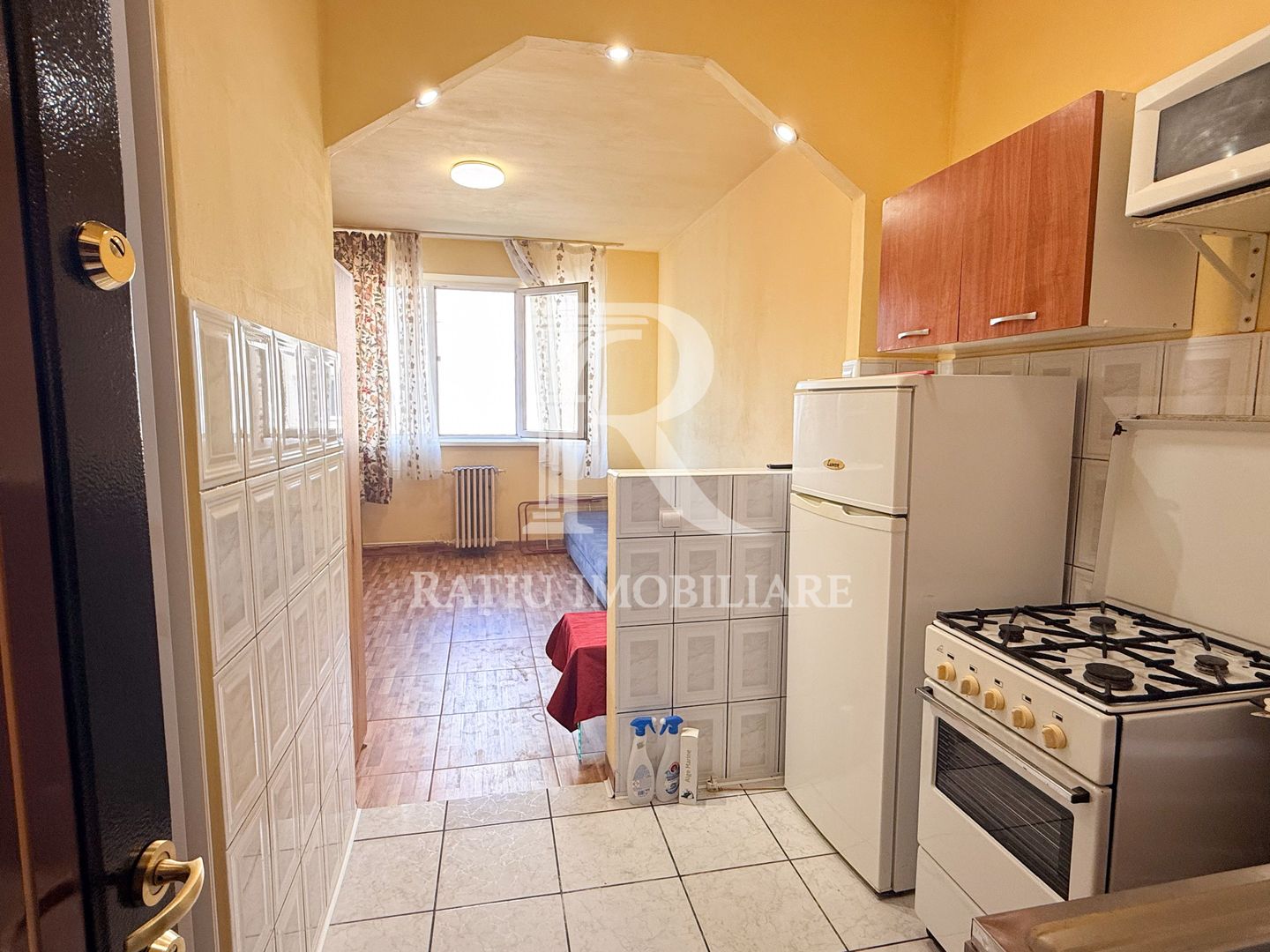 Garsonieră de închiriat | Oradea | 22 mp - Poză 4