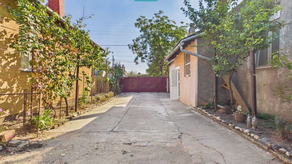 Casă 130 mp și teren de 864 mp - Cărpiniș - Poză 17