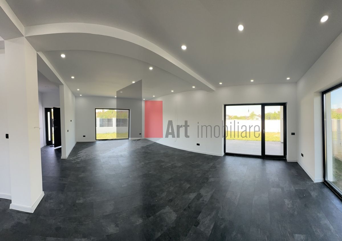 Vanzare vila 4 camere in Domnesti - Poză 12