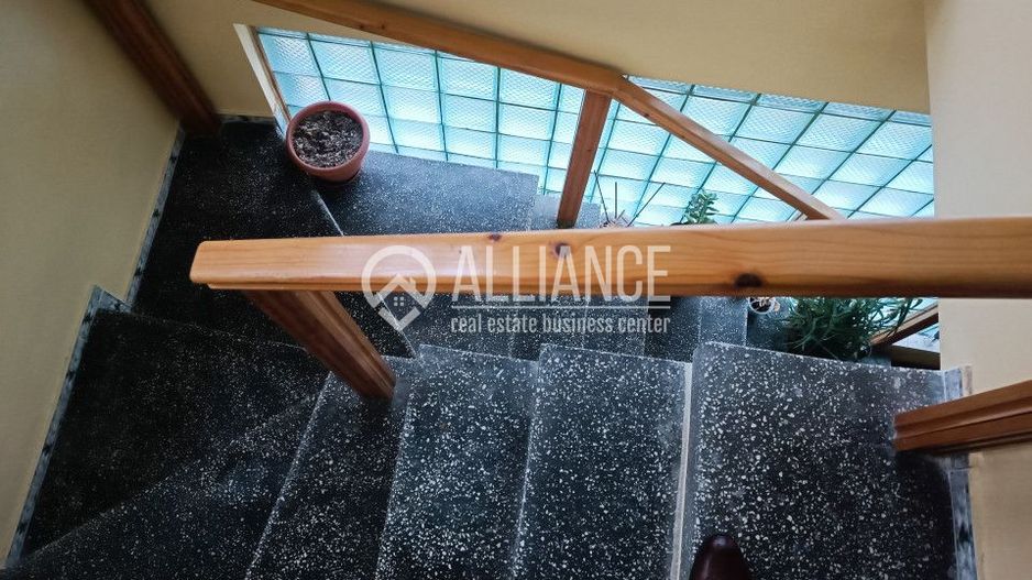 CENTRU PIATA UNIRII(COD03) - Birou cu terasa si grup sanitar propriu ! - Poză 26