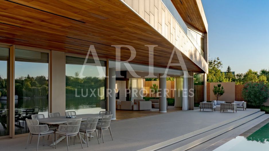 VILA FRONTLAKE SNAGOV – acolo unde arhitectura întâlnește libertatea - Poză 23