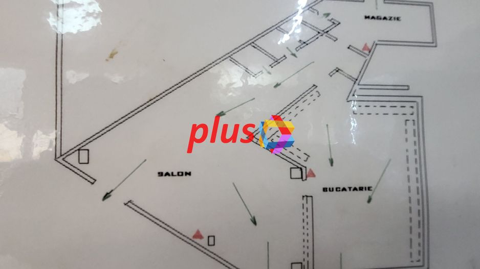 Spatiu comercial - 172 mp cu vad comercial intens - Poză 7