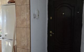 Apartament 2 camere  Bd C-tin Brancoveanu - Poză 3