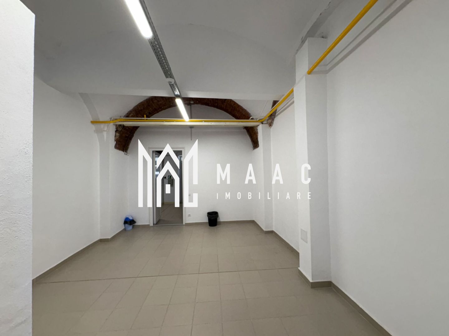 Proprietate ultracentrală cu potențial mixt – 1285 mp, acces dublu - Poză 14