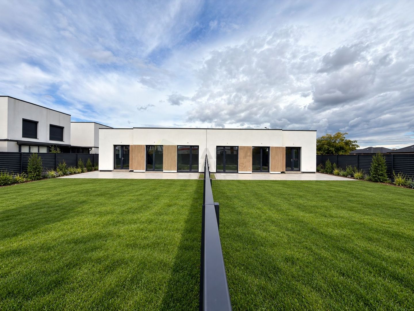 Casa Parter in Complex Finalizat - Poză 4