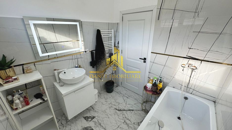 Casa individuala, 5 camere, mobilata lux, utrafinisata, Chinteni - Poză 33