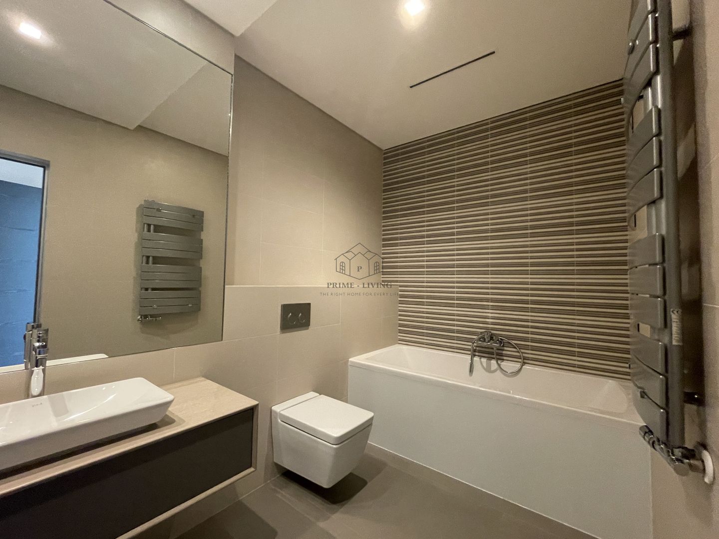 APARTAMENT SPATIOS DE LUX CU 4 DORMITOARE LA INCHIRIERE IN PRIMAVERII - Poză 15