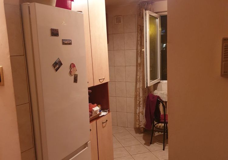 Apartament 1 Decembrie complet mobilat si utilat - Poză 4