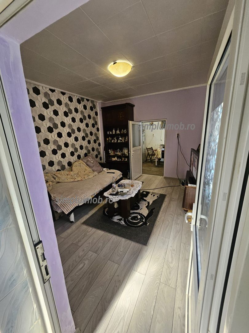 Casa/Vila sector 4 - Poză 3