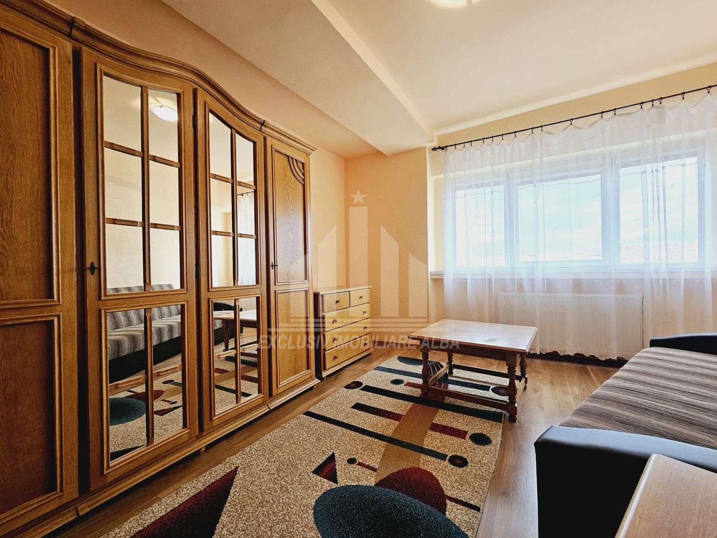Apartament cu 2 camere in M-uri, langa parcul din Cetate - Poză 1