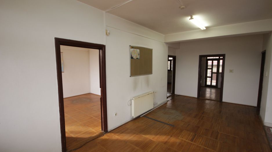 Imobil destinatie birouri + depozit - Poză 28