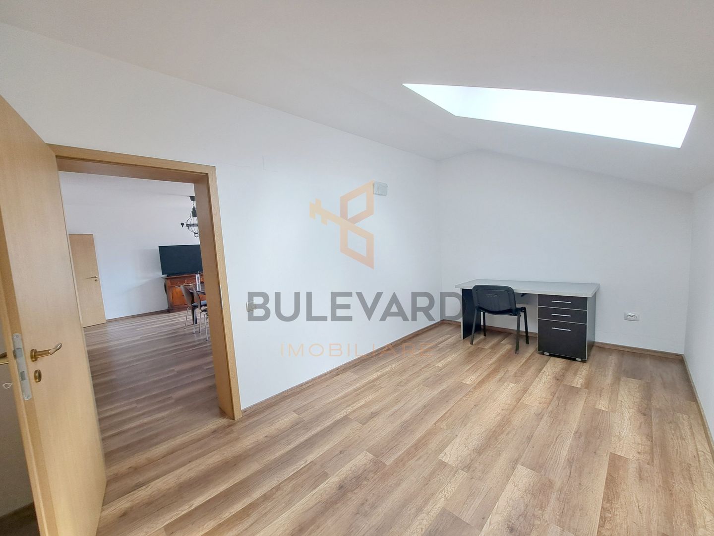 Apartament 4 camere 128 mp utili, centru Floresti - Poză 18