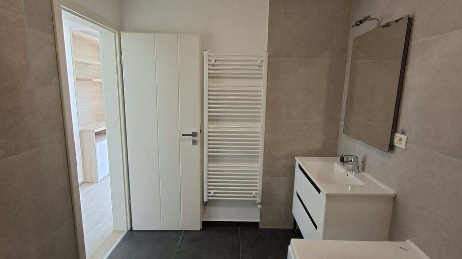 Apartament lux cu 3 camere de vanzare în zona Elisabetin - Poză 45