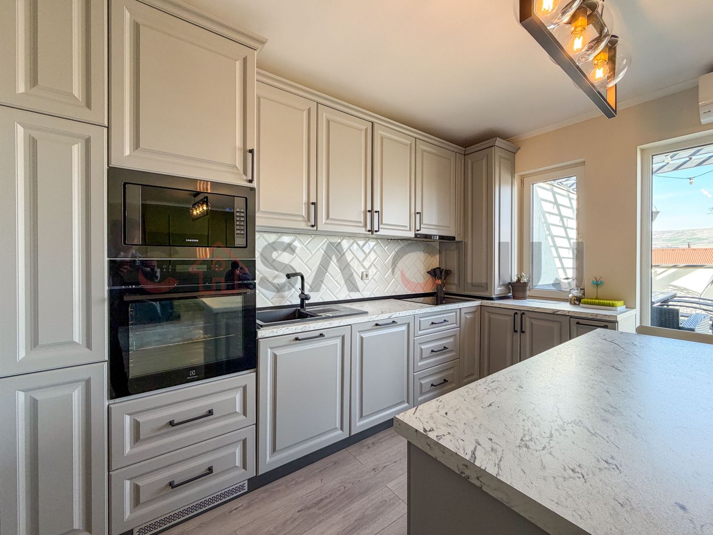 3 camere, terasă de 30 mp, parcare, COMISION 0! - Poză 5