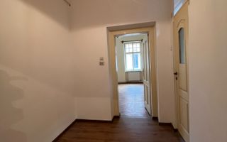 Garsonieră spațioasă de închiriat în zona ultracentrală - Poză 5