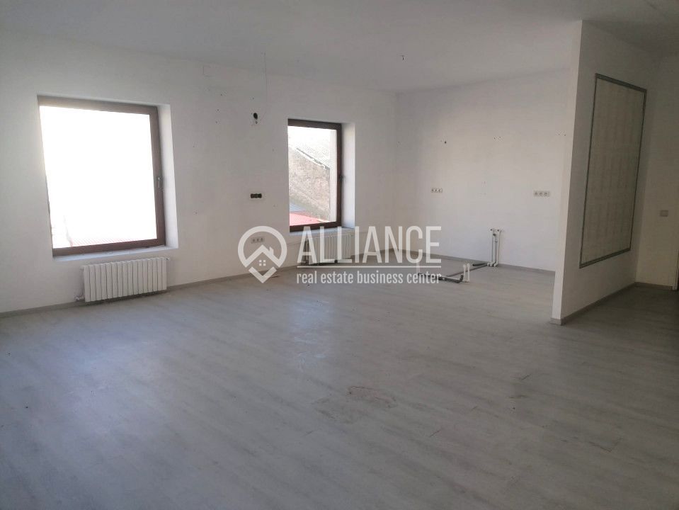 CENTRU (COD10( - Cladire comerciala de vanzare sau inchiriere - Poză 6