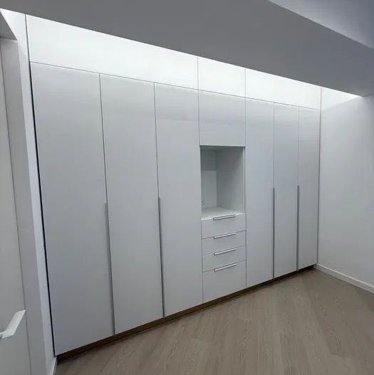 Închiriez apartament 3 camere – prima închiriere Complex Cortina - Poză 3