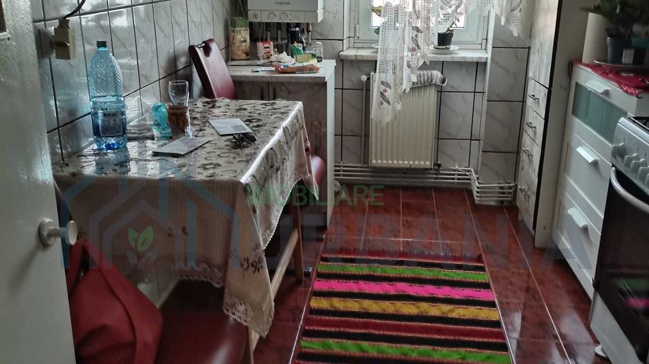 Apartament 3 camere decomandat, zona Frumoasa, etaj 7/8, cu lift, centrală nouă, boxă, balcon, 2 băi – Iași - Poză 3
