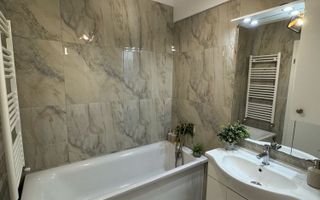 Apartament cu 3 camere, complet mobilat și utilat, terasă de 26 mp. - Poză 8