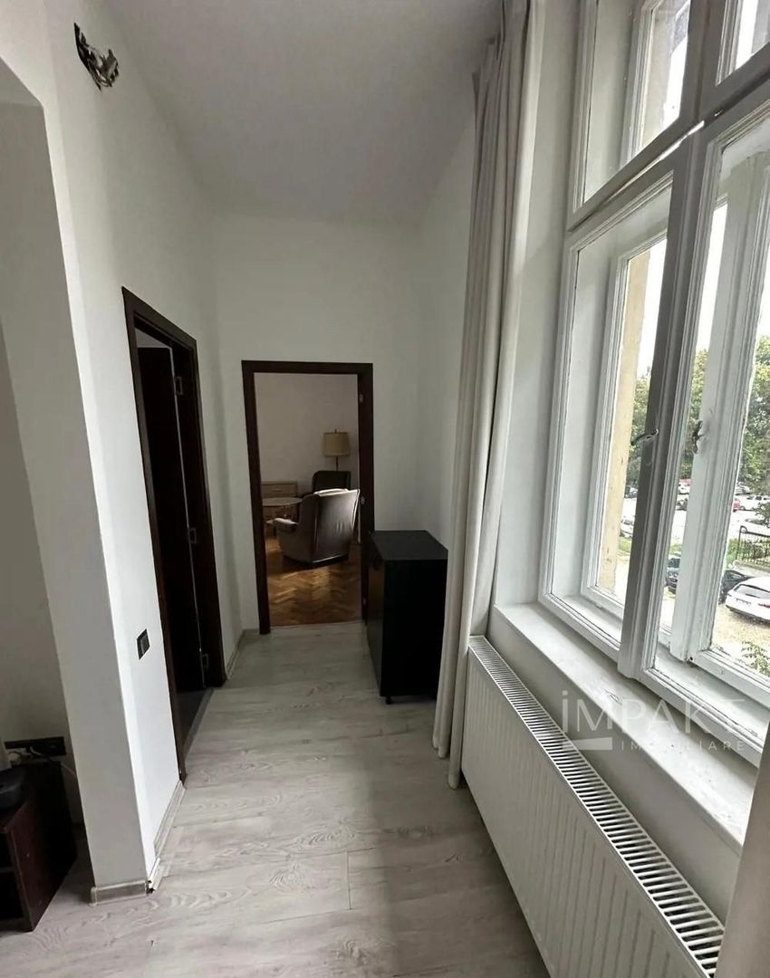 Apartament cu doua cemere in zona Centrala! - Poză 3