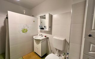 Apartament trei camere / Parcare / Zona Florilor - Poză 13