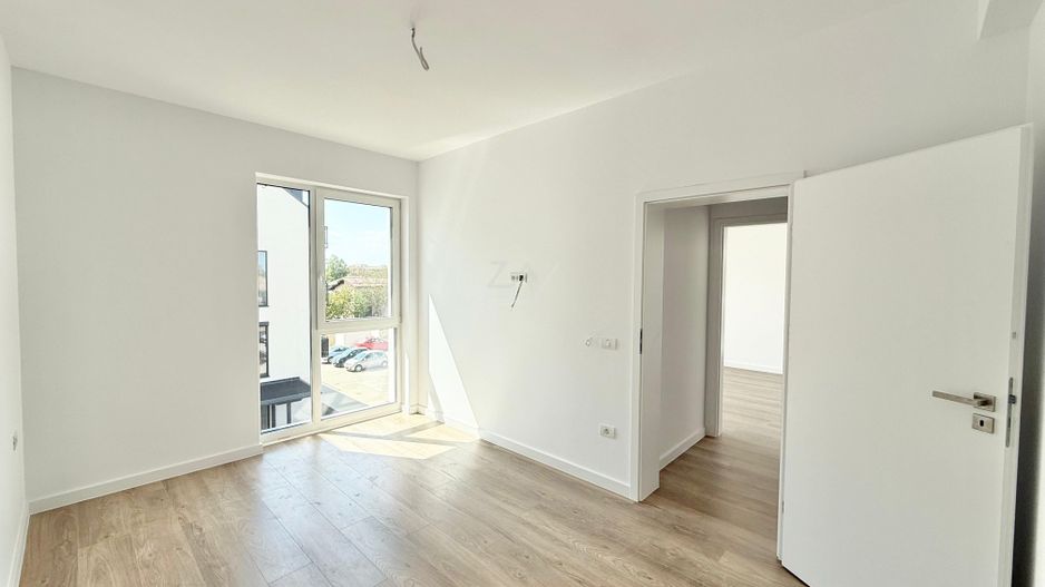 Comision 0! Etaj 1. Bucatarie inchisa. Loc de parcare. Lift. - Poză 7