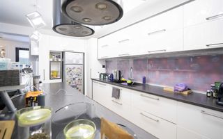 Vila 4 dormitoare garaj Ultracentral - Poză 15