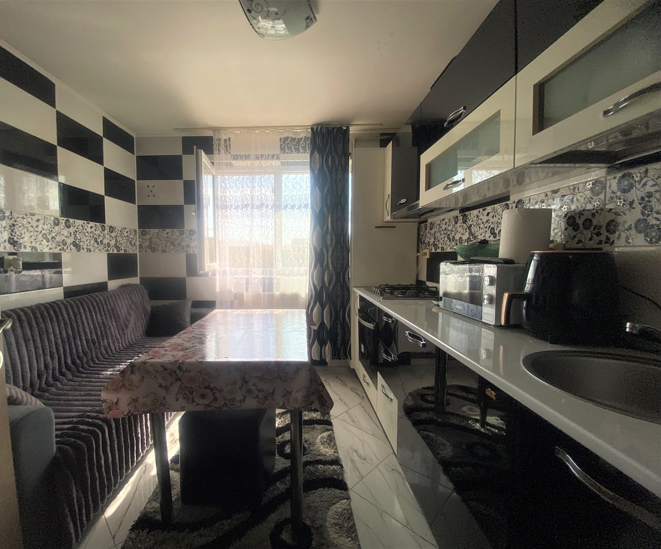Vanzare apartament 2 camere luminos și primitor – Micro 11,Târgoviște - Poză 6