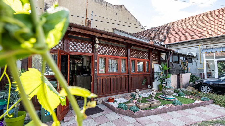 Apartament central, strada Episcopiei cu loc de parcare Comision 0 - Poză 3